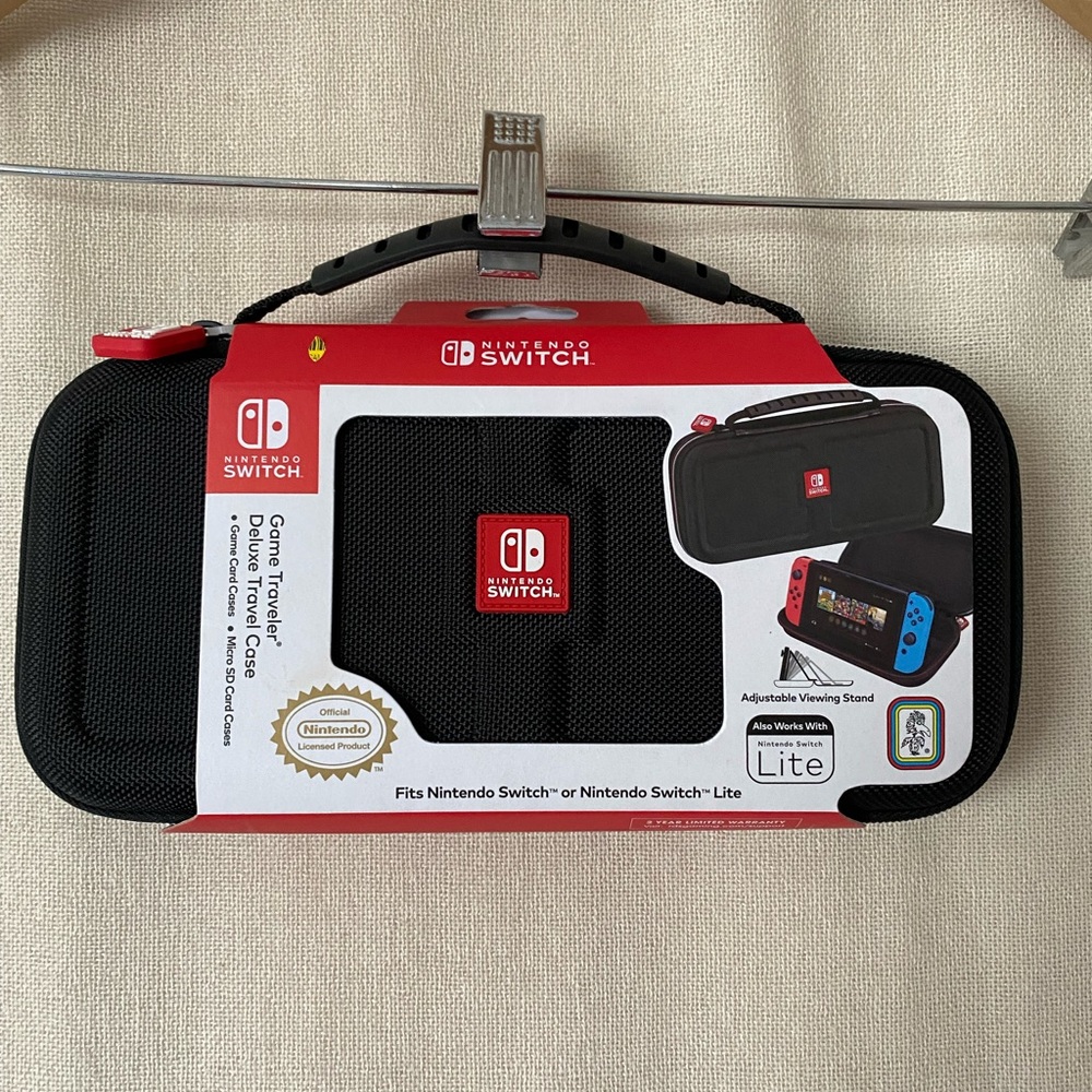 Nintendo Switch Deluxe Travel Case